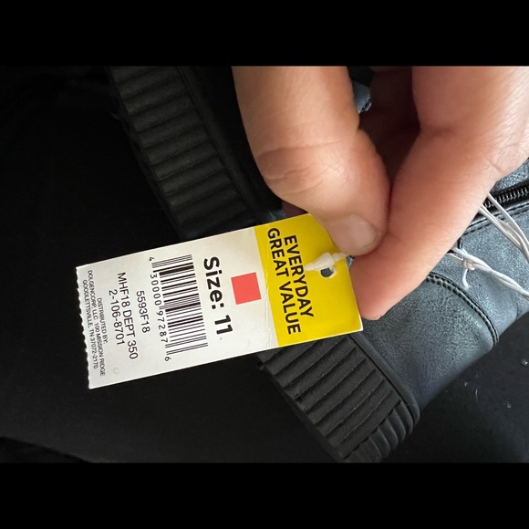 boots - Picture 4 of 5